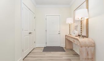 23669 GOLDEN EMBERS Sq #403, Ashburn, VA 20148