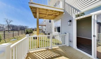 270 Masters Dr, Addison, IL 60101
