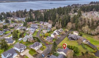 320 SOUTH St, Astoria, OR 97103