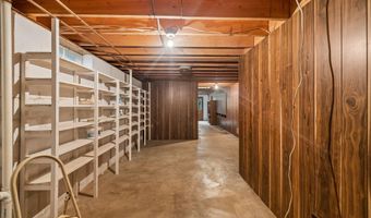 187 Burns Ln, Benton, TN 37307
