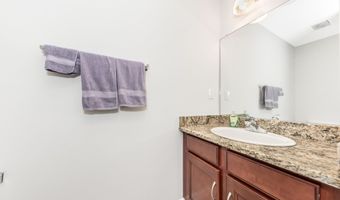 241 W Oakbrook Dr, Ann Arbor, MI 48103