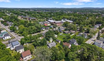 164 7th St, Bangor, ME 04401