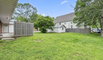 300 S High Ave, Ash Grove, MO 65604