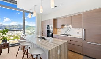 1108 Auahi St 3705, Honolulu, HI 96814
