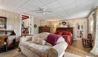 1670-1694 Church St, Appomattox, VA 24522