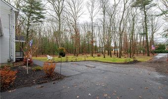 108 Skunk Hill Rd, Hopkinton, RI 02832