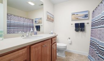 46 Great Heron Ln 46, Brookfield, CT 06804
