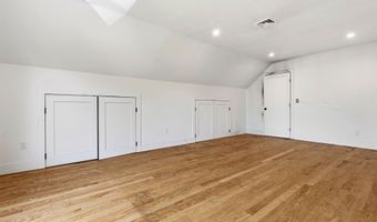 13 Windaway Rd, Bethel, CT 06801