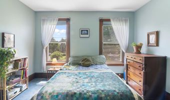 41 Chapin St, Brattleboro, VT 05301