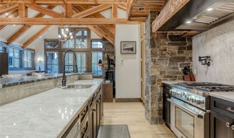 30 Bear Dance Vlg, Bigfork, MT 59911
