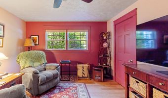 1 Castle View Ln, Belgrade, ME 04917
