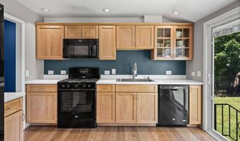 25 Edgecomb St, Albany, NY 12209