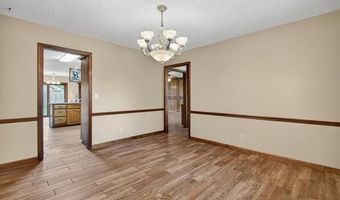 5908 Whitney Ln, Bartlesville, OK 74006