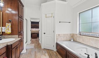 4101 Periwinkle Ln, Benton, LA 71006