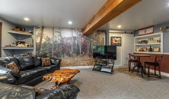 24 Old 40 Acre Mountain Rd, Danbury, CT 06811