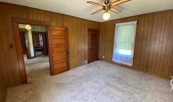 319 N 10th St, Atchison, KS 66002