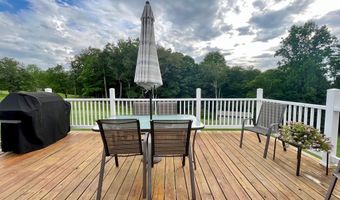 117 Apple Ridge Dr, Beaver, WV 25813