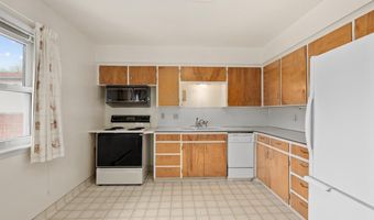 4714 SAGEBRUSH Ave, Cheyenne, WY 82009