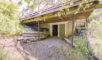221 Lincolnville Ave, Belfast, ME 04915