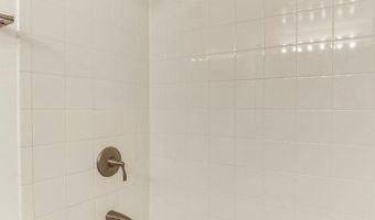 1600 OAK St N 1231, Arlington, VA 22209