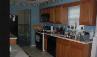 90 Monmouth Ave, Middletown, NJ 07748