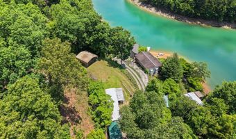 197 Lakeview Dr, Almond, NC 28771