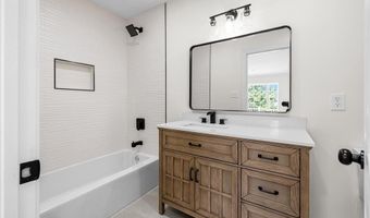 121 S COLTS NECK Way, Hockessin, DE 19707