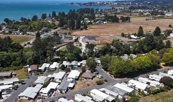 15505 OCEANVIEW Dr 31, Brookings, OR 97415