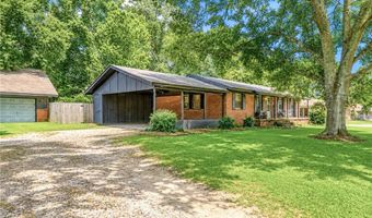 1789 HOLMAN St, Alexander City, AL 35010