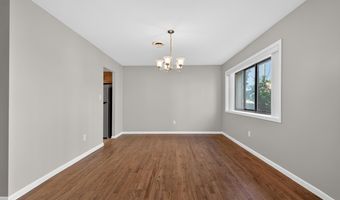 86 W 33RD St 211, Bayonne, NJ 07002