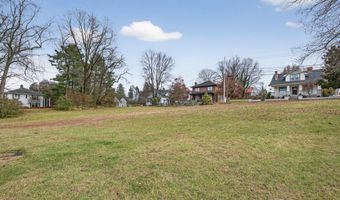 302 SW Front St, Abingdon, VA 24210