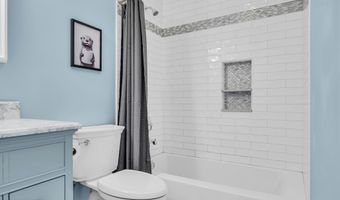 89 Ravenwood Blvd, Barnegat, NJ 08005