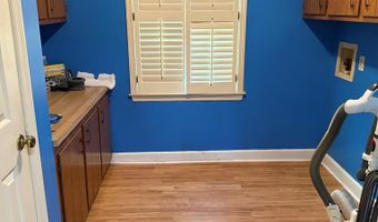 2829 Doublegate Dr N, Albany, GA 31721