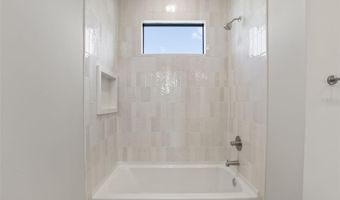 1326 W NEW HAMPSHIRE St, Orlando, FL 32804