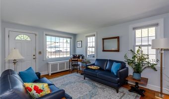 24 Columbus Blvd, Cranston, RI 02910