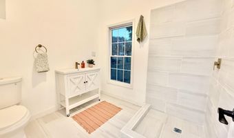 301 W High St, Alba, MO 64830
