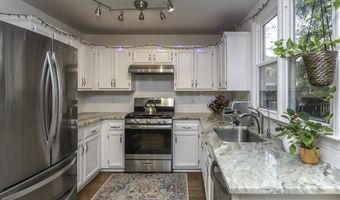 9900 Barston Ct, Alpharetta, GA 30022