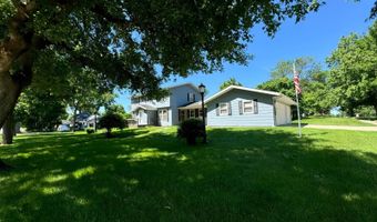 1005 3rd St, Britton, SD 57430