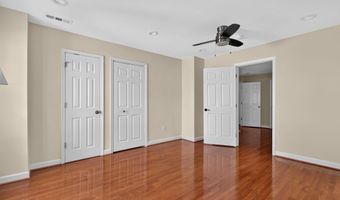4705 22ND St N, Arlington, VA 22207