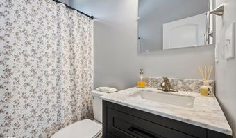 2118 Fletcher St, Anderson, IN 46016