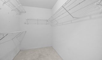 1533 N Courtland Dr, Arlington Heights, IL 60004