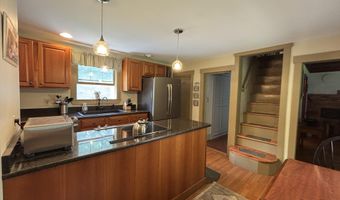 1012 West Rd, Belgrade, ME 04917