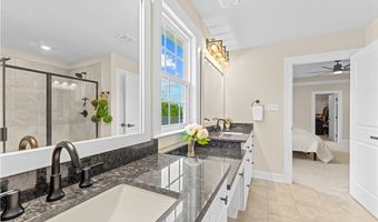 327 Crest Ln, Adams Twp., PA 16046