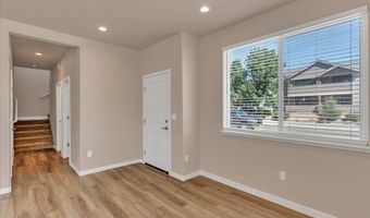 916 Garden Ct, Carson City, NV 89705