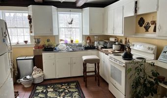44 Watershed Rd, Bethel, VT 05032