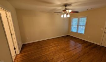924 Easy St, Asheboro, NC 27205