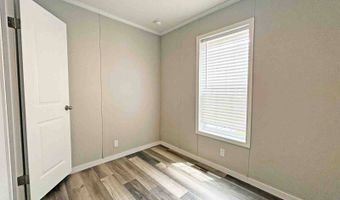 7055 Quarry Rd 8, Amherst, OH 44001