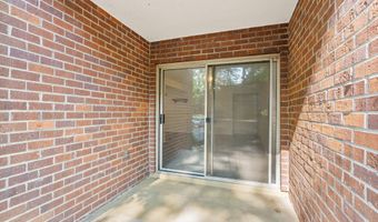 3378 WOODBURN Rd 11, Annandale, VA 22003