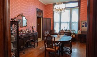227 Cherry St, Arkadelphia, AR 71923