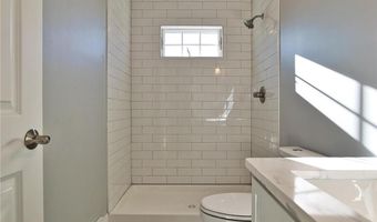 24 Seaspray Way, Little Compton, RI 02837